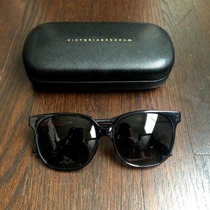 Victoria Beckham Navy Retro Square Sunglasses